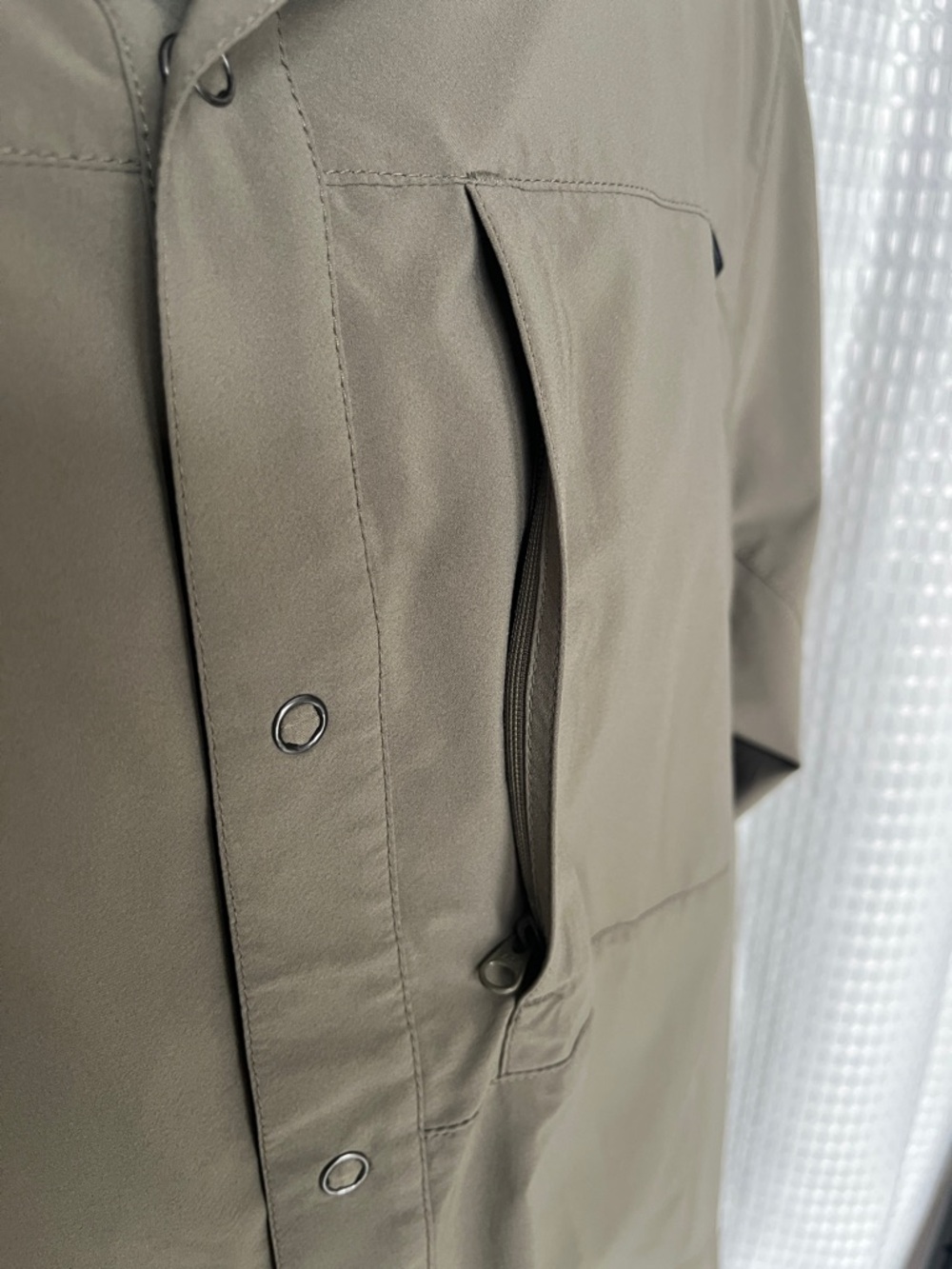 Orvis PRO Hooded Long Sleeve Button Up Shirt Men's M Olive Green - Picture 7 of 11